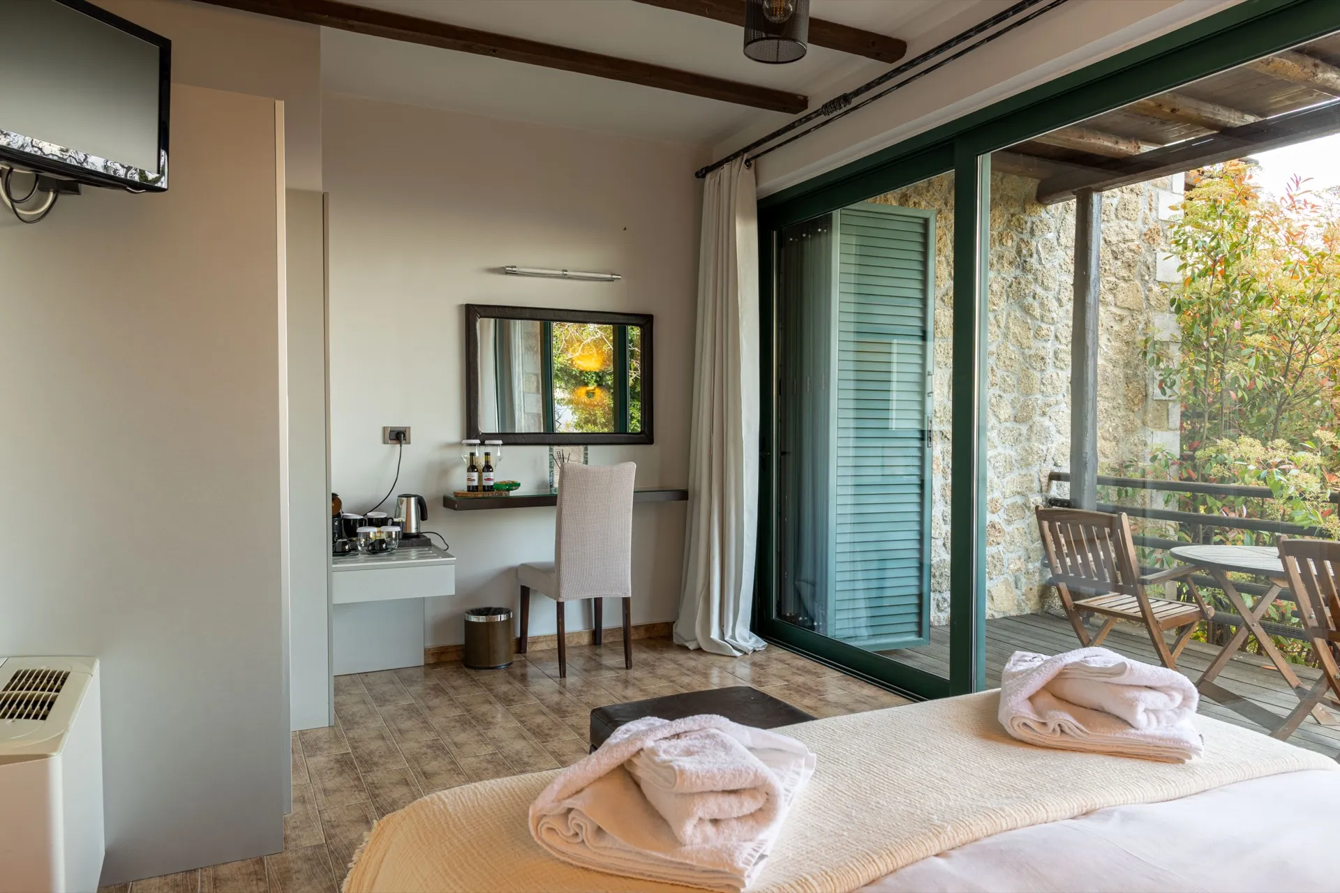 Family Suite 8