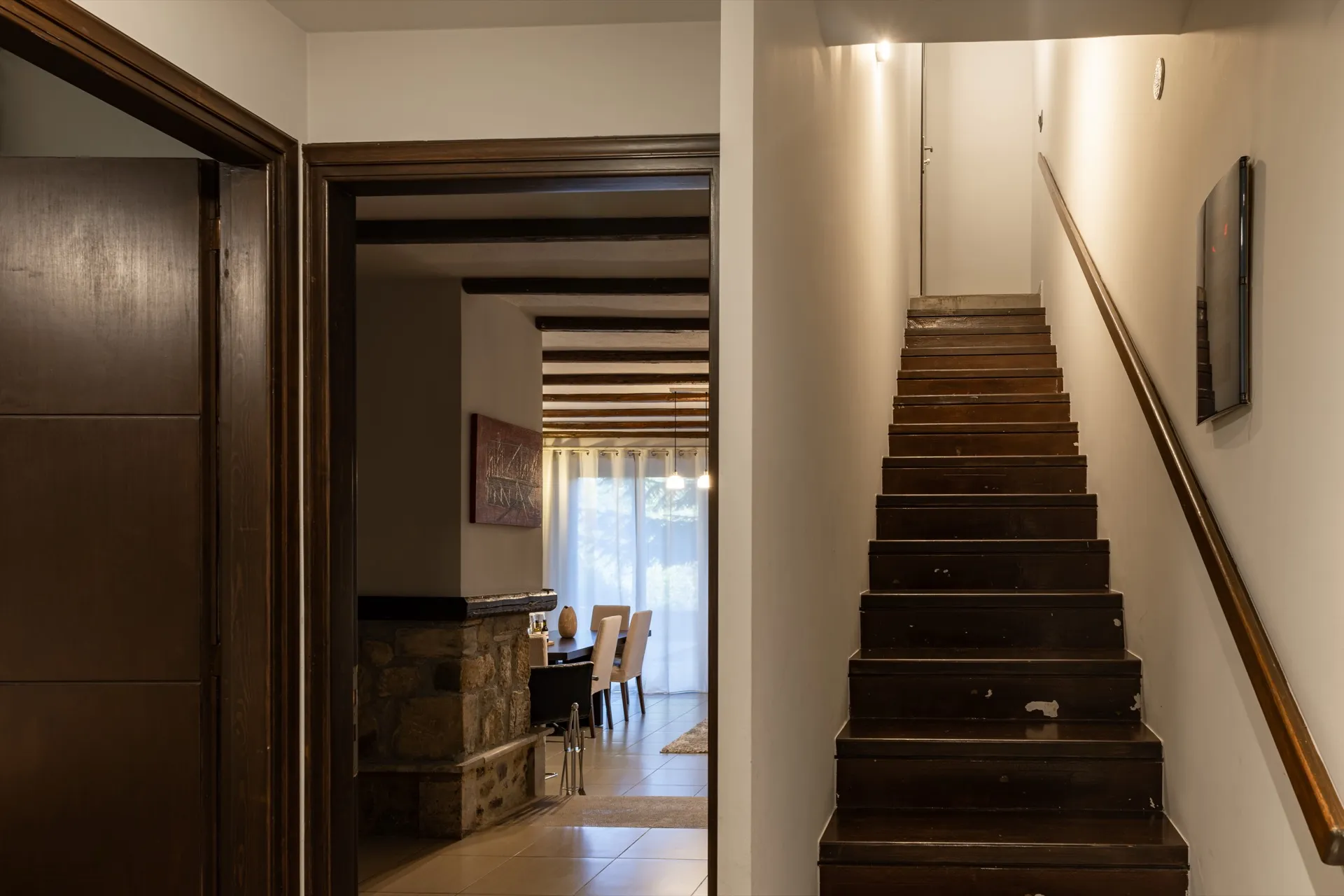 Superior Suite with Fireplace 11